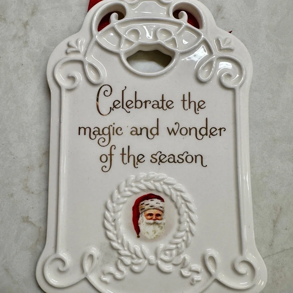 GRASSLANDS ROAD, “ MAGIC & WONDER OF CHRISTMAS”, SANTA PLAQUE. WHITE PORCELAIN.